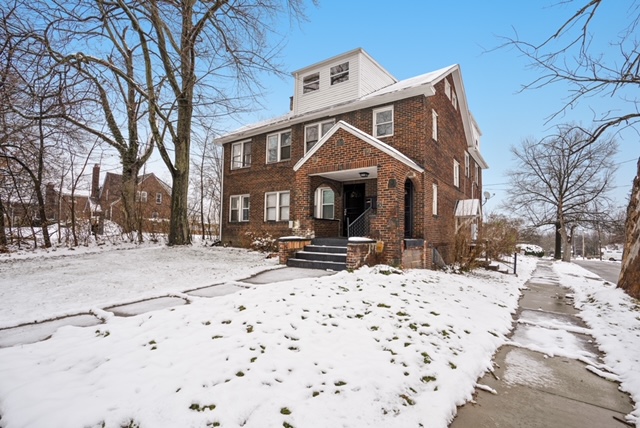 2229 Cordova Avenue - 1